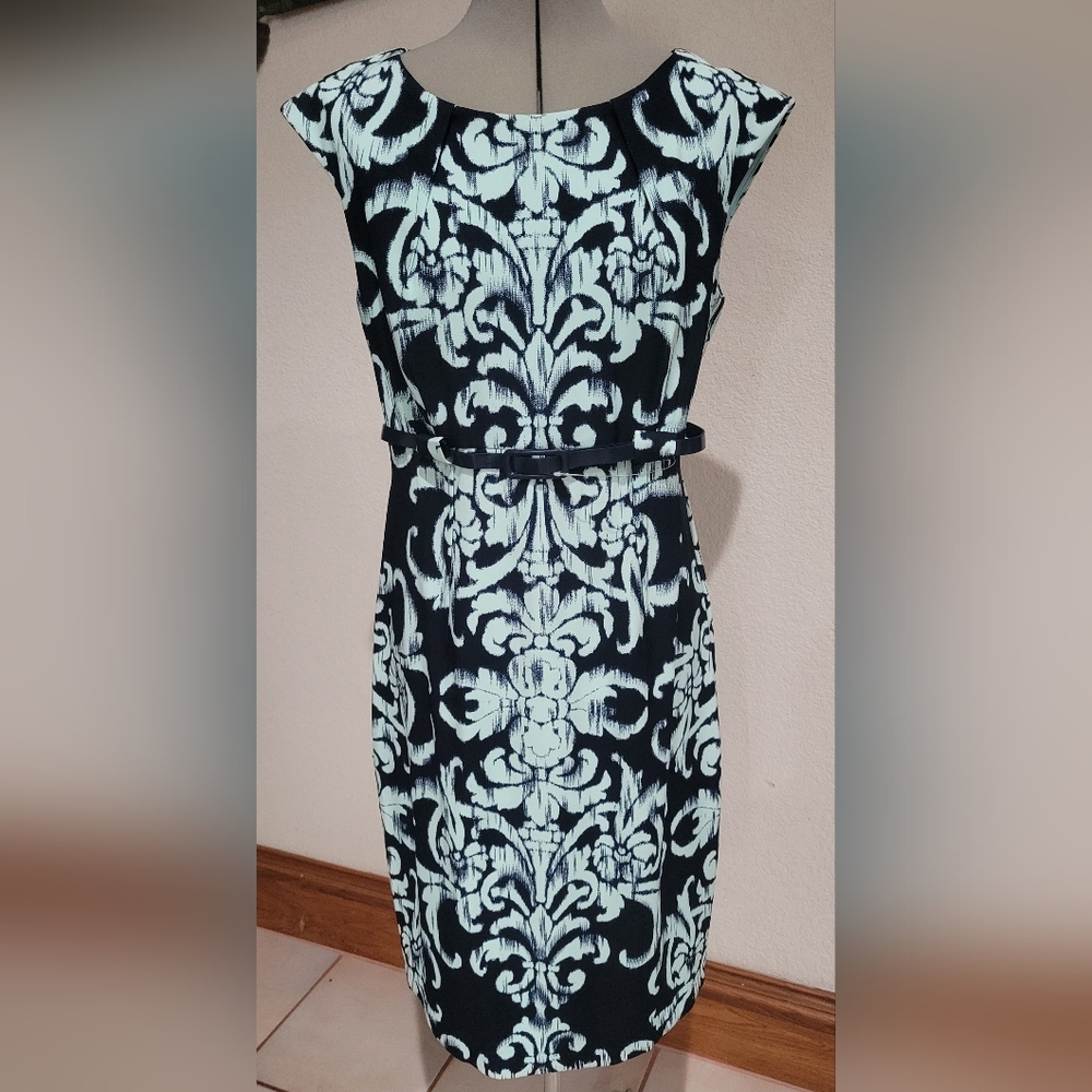 Gorgeous dress size 12 NWT
